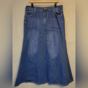 Womens Inherit Clothing Co Blue Denim Aline Skirt. Size 12